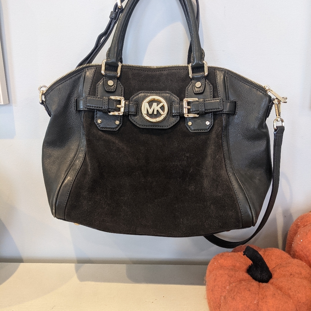 Michael kors purse 👜
